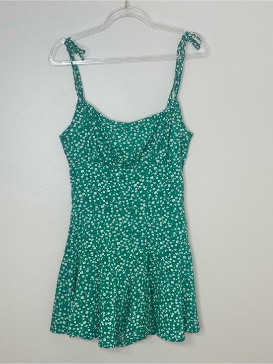 Dresses & Skirts - Green Floral Tie Strap Romper Size Small